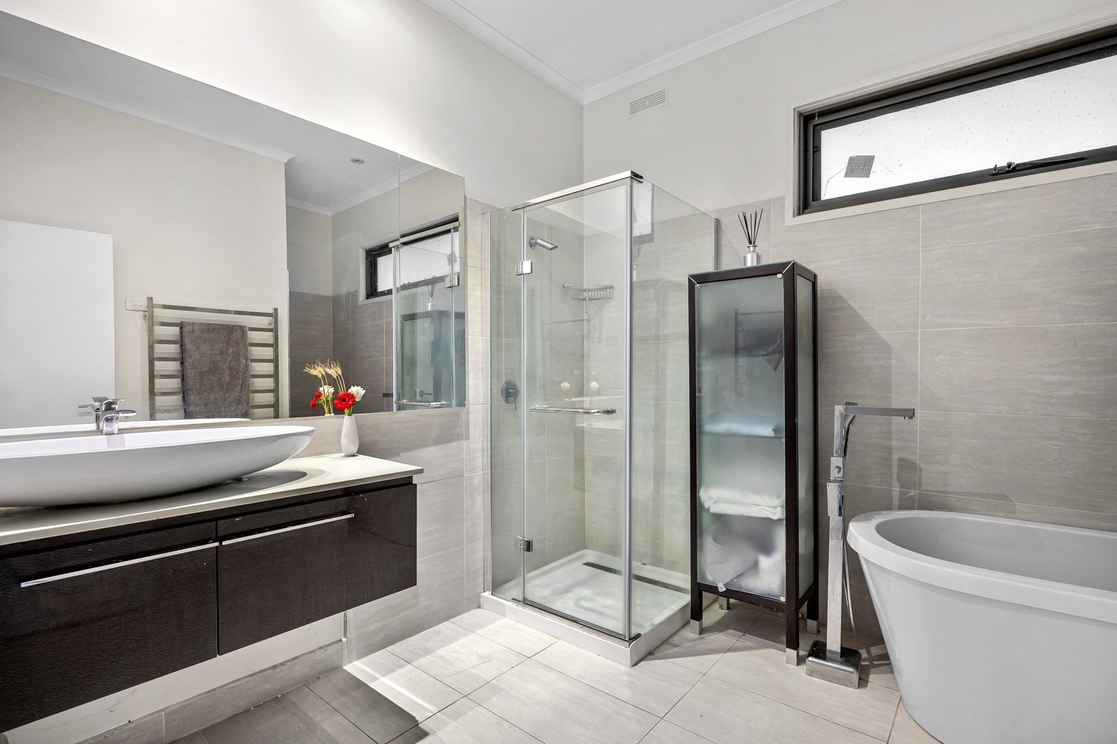 Property Gallery Thumbnail 11
