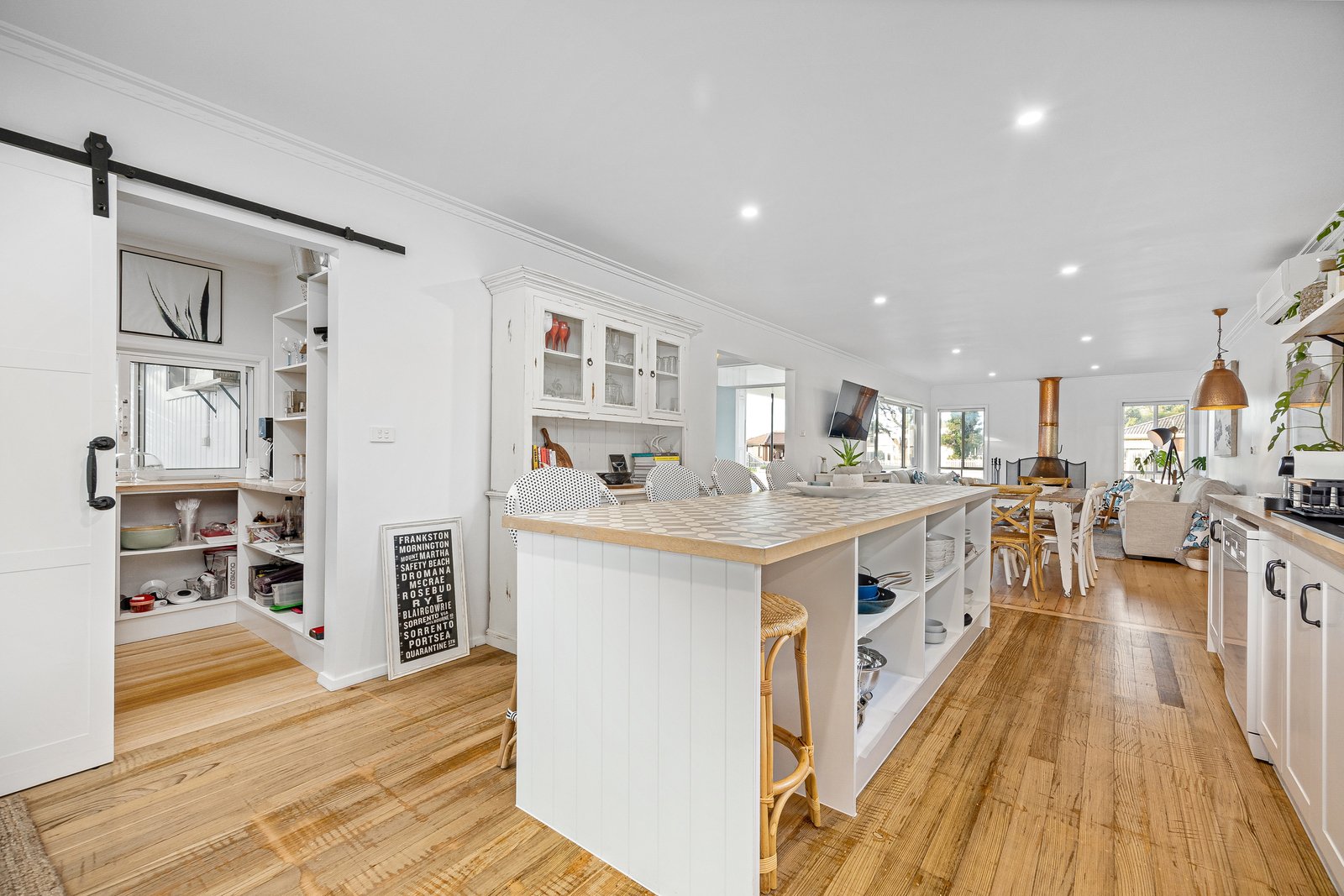 Property Gallery Thumbnail 33