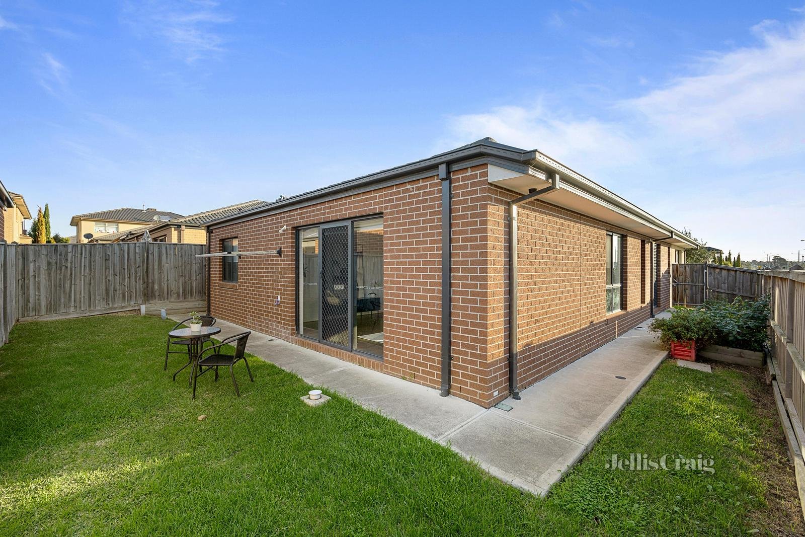 40 Hartland Drive, Cranbourne North image 6