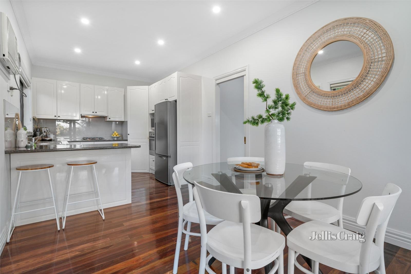 40 Highpoint Crescent, Eltham North image 3
