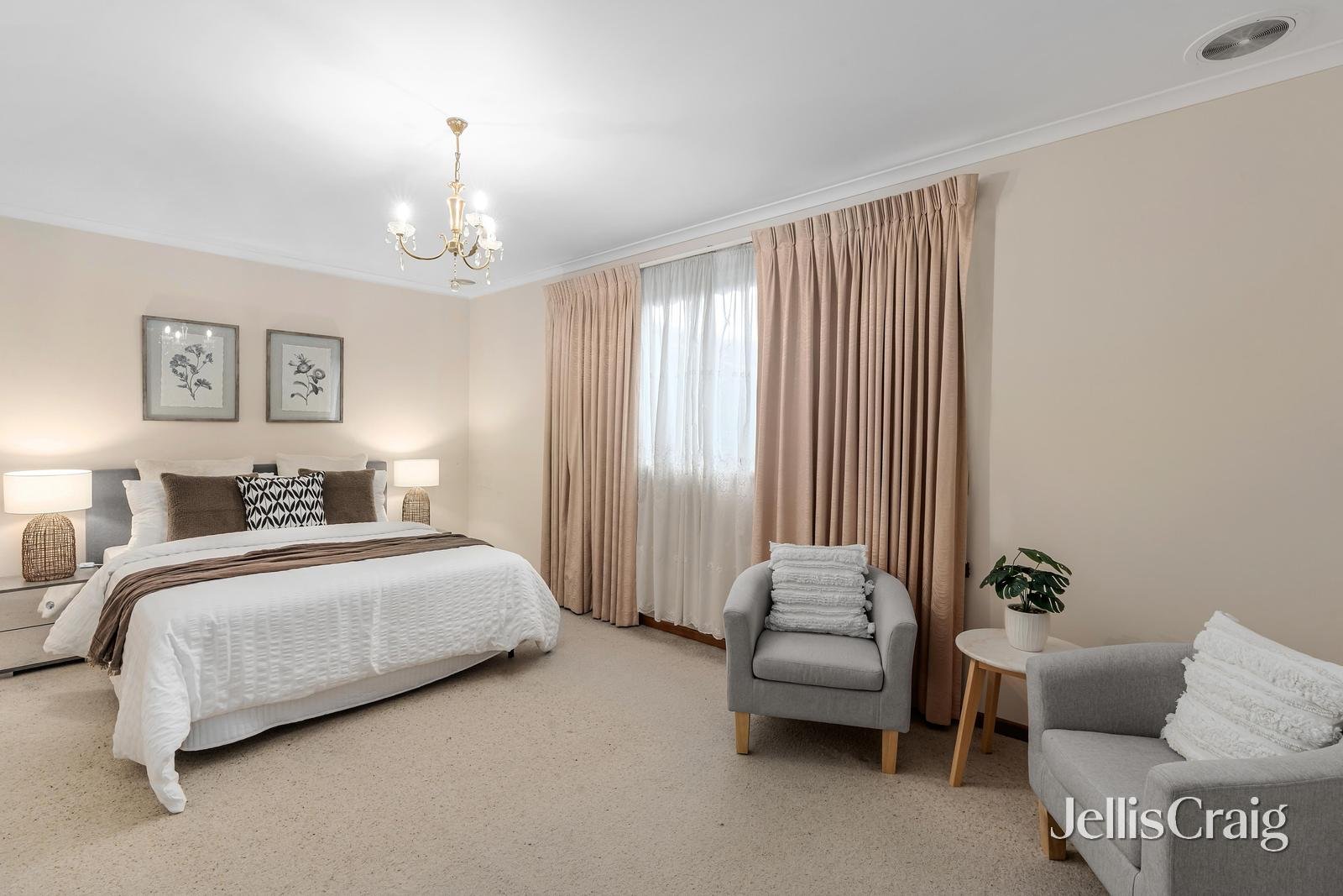 40 Hillcrest Court, Chadstone image 7