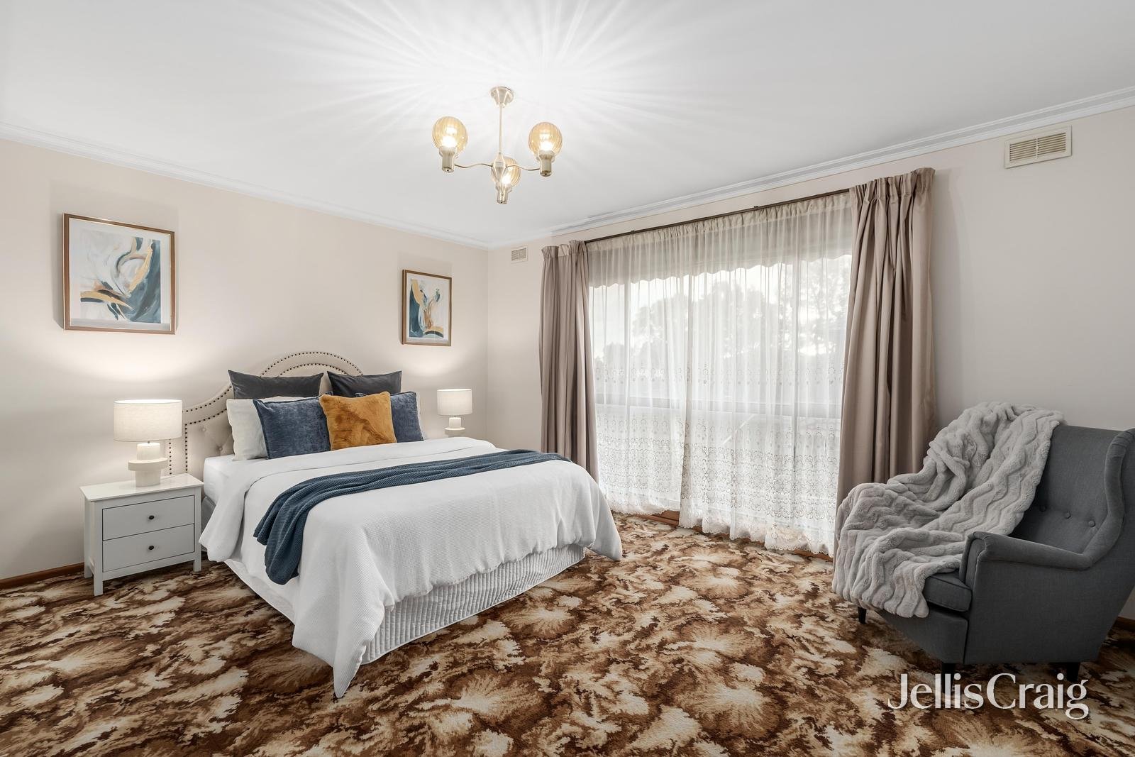 40 Hillcrest Court, Chadstone image 10