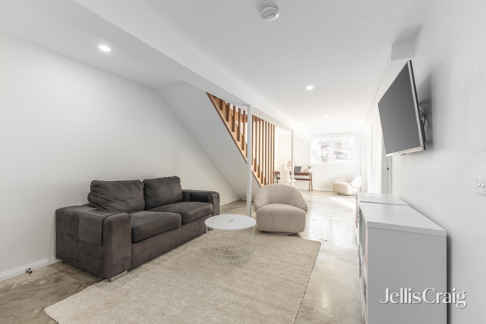 40 Jackson Avenue, Mont Albert North image 3