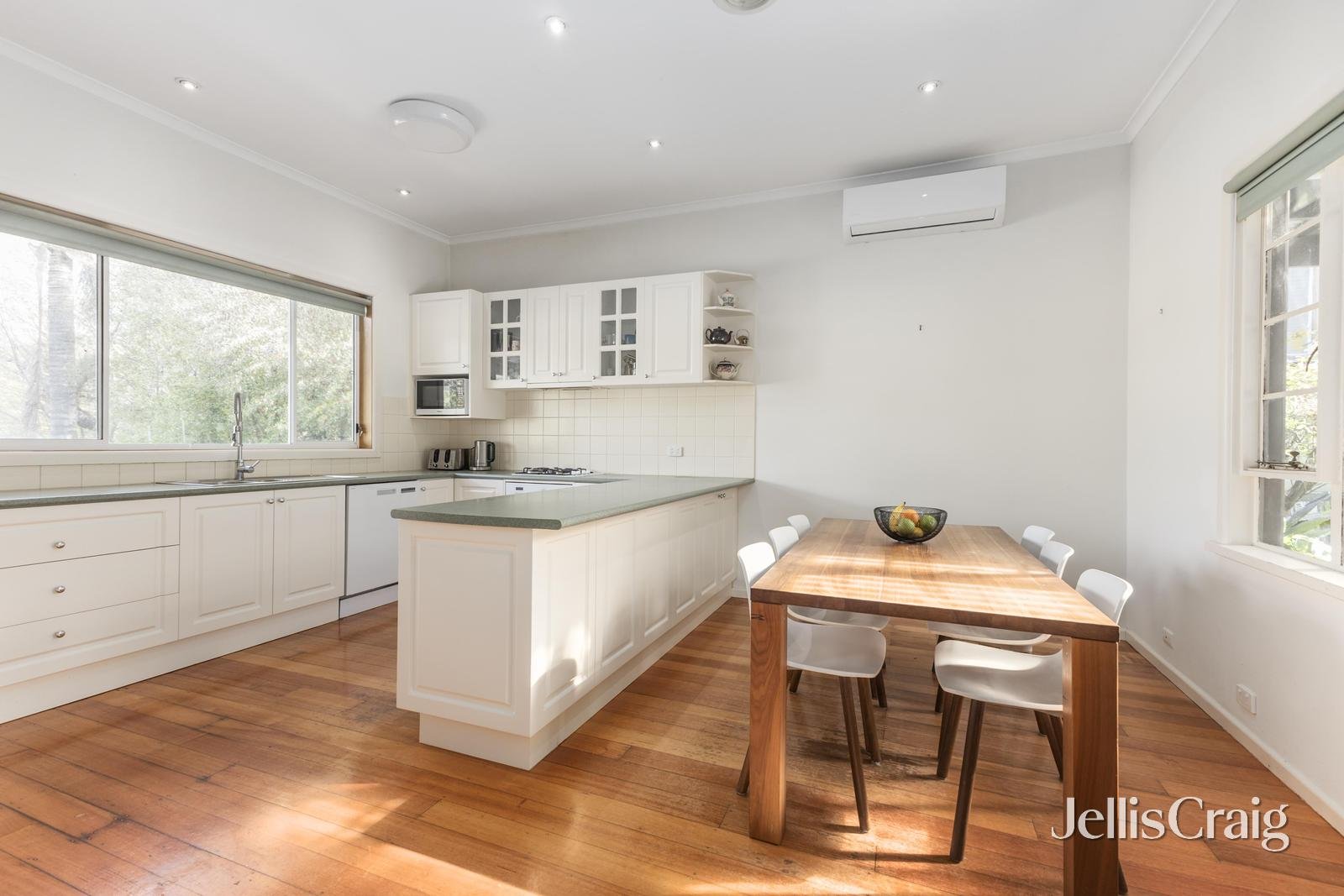 40 Jackson Avenue, Mont Albert North image 4