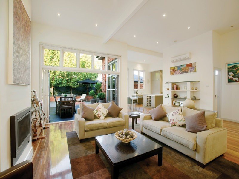 Property Gallery Thumbnail 3