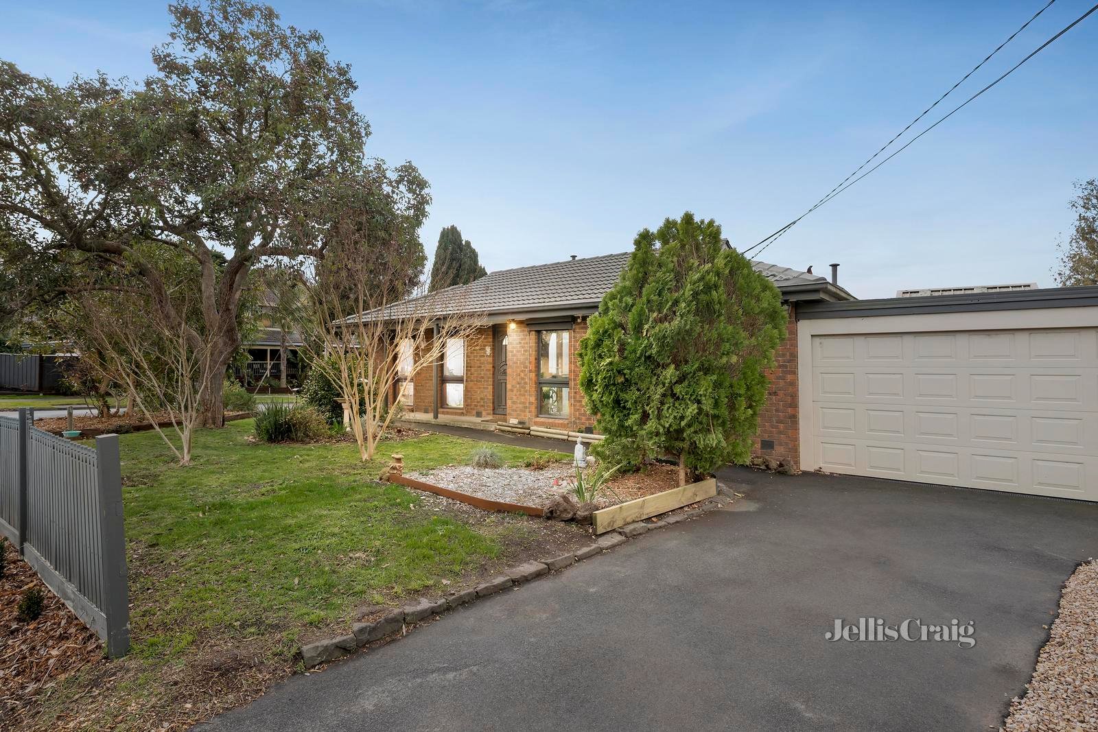 40 Lansell Road, Mooroolbark image 1