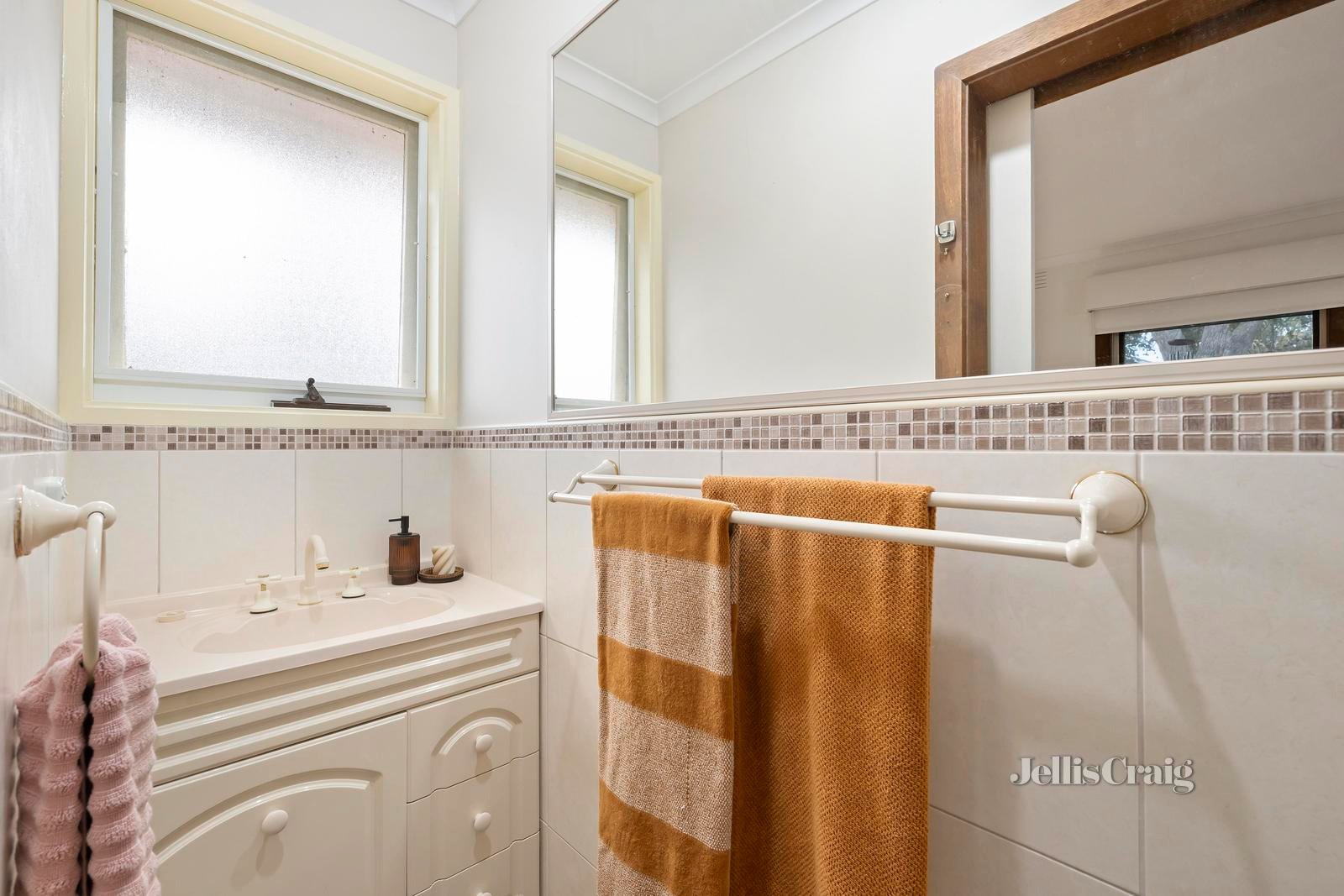 40 Lansell Road, Mooroolbark image 10