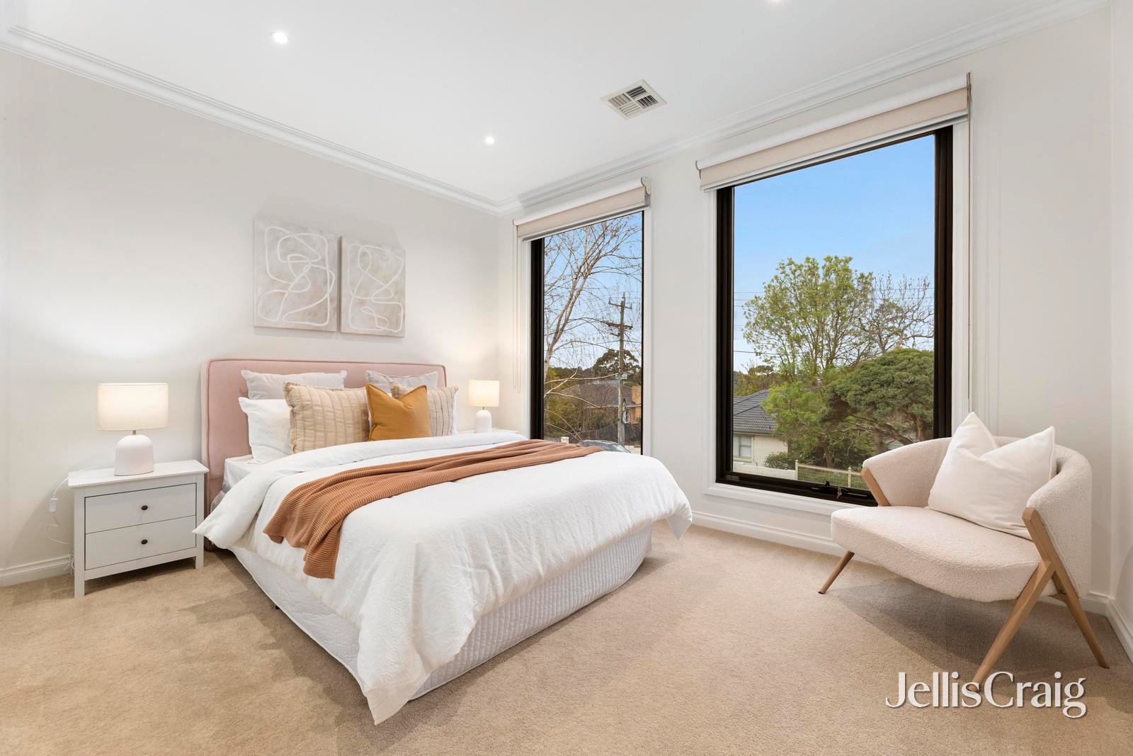 40 Leicester Avenue, Glen&nbsp;Waverley image 12