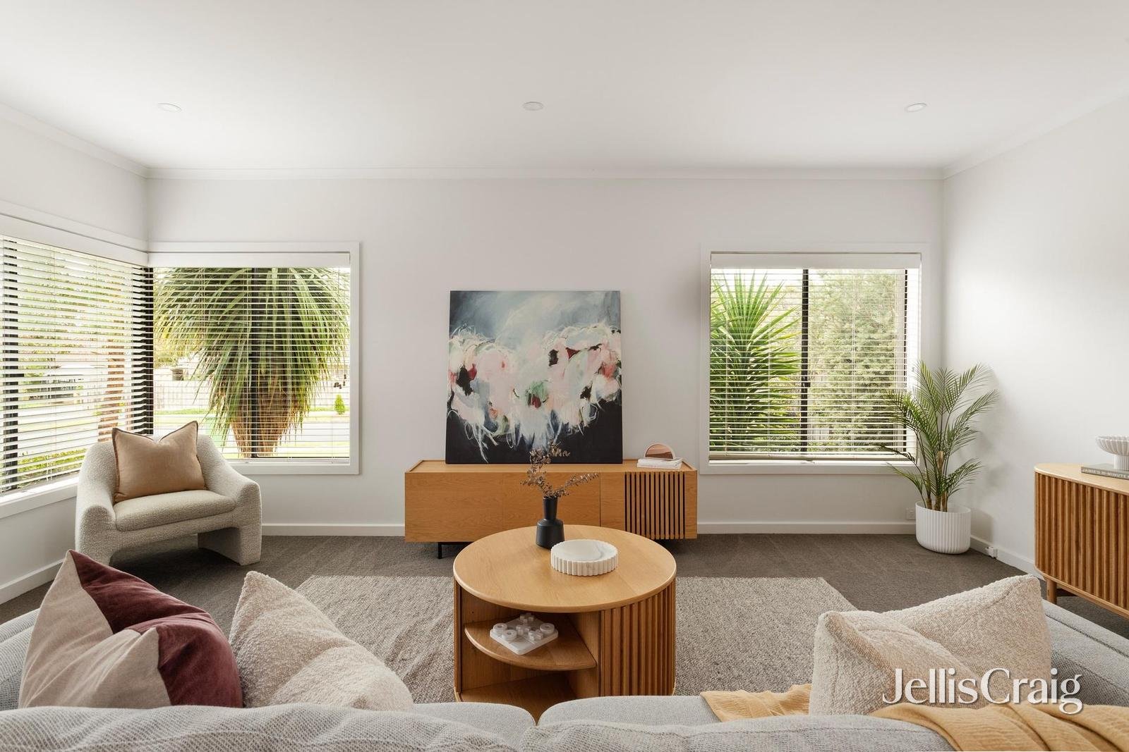 40 Longfellow Avenue, Mooroolbark image 3