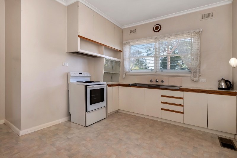 40 Marshall Road, Box Hill North image 5