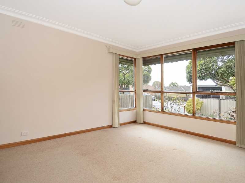 40 McCurdy Road, Herne Hill image 2