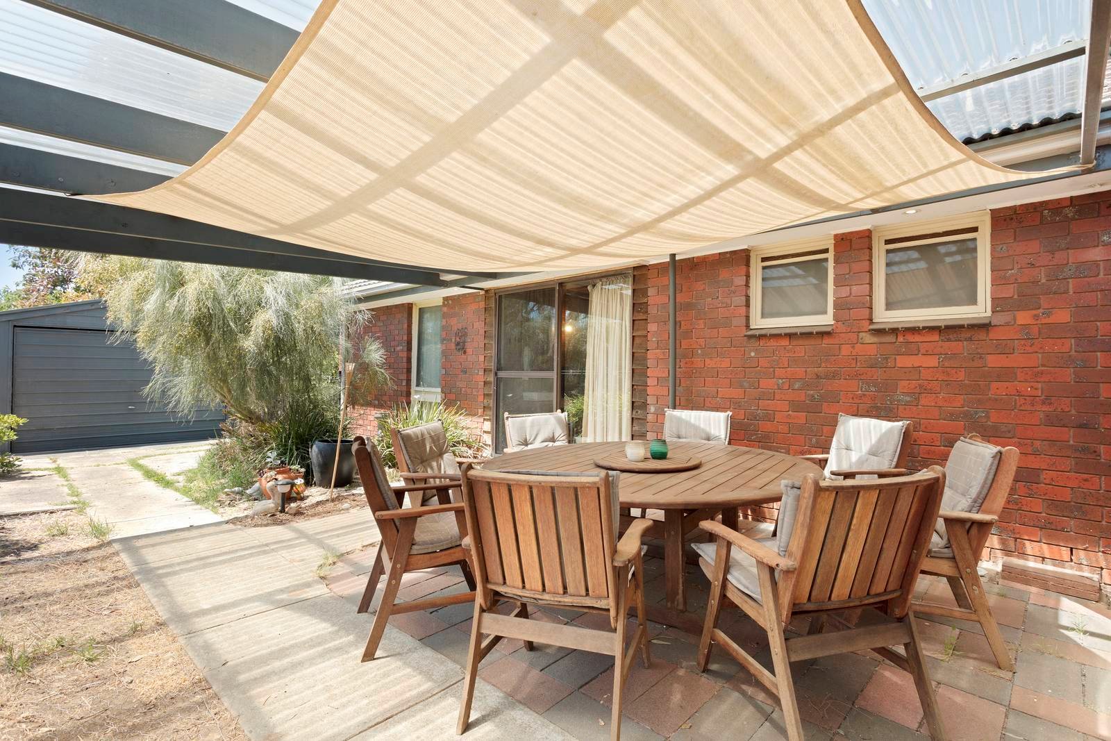 Property Gallery Thumbnail 8