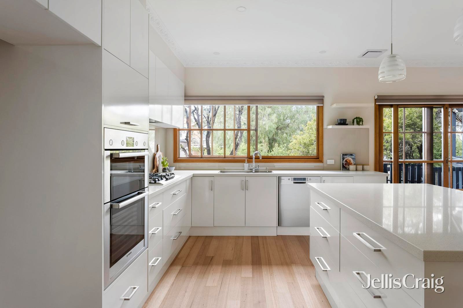 40 Park Crescent, Kew image 4