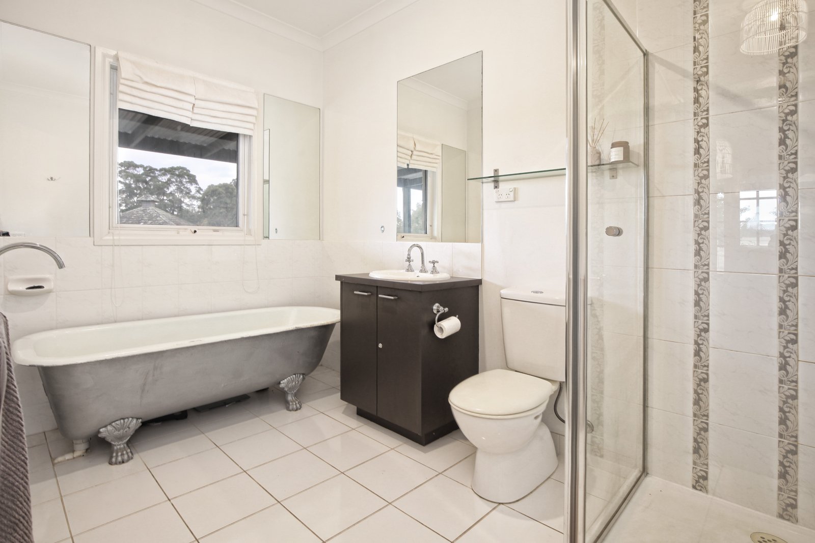 Property Gallery Thumbnail 13