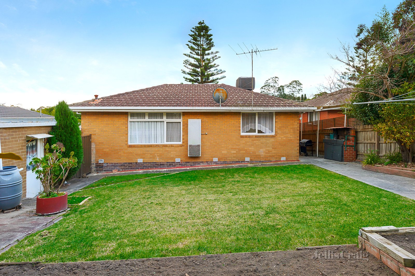 40 Saxonwood Drive, Doncaster East image 5