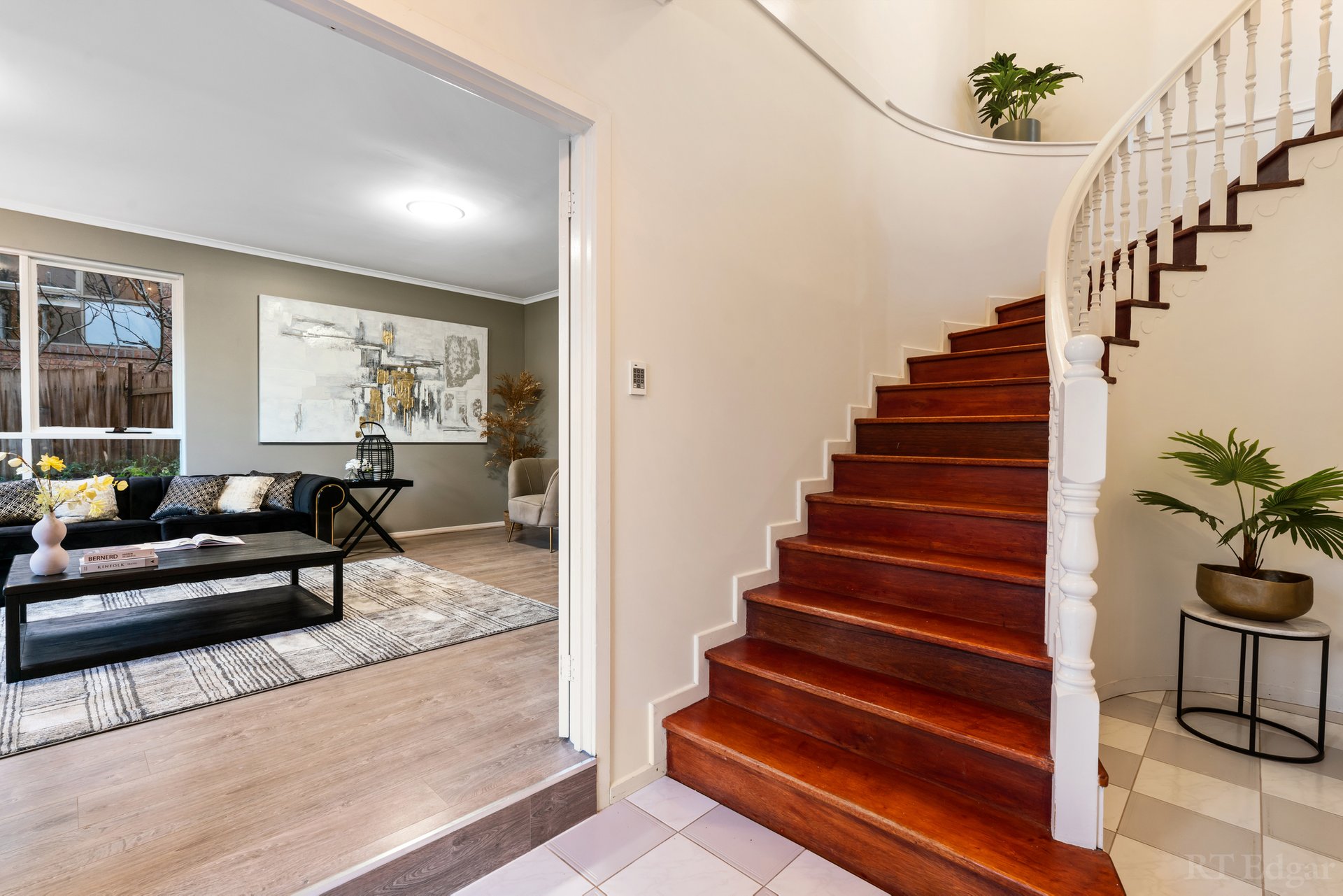 Property Gallery Thumbnail 4