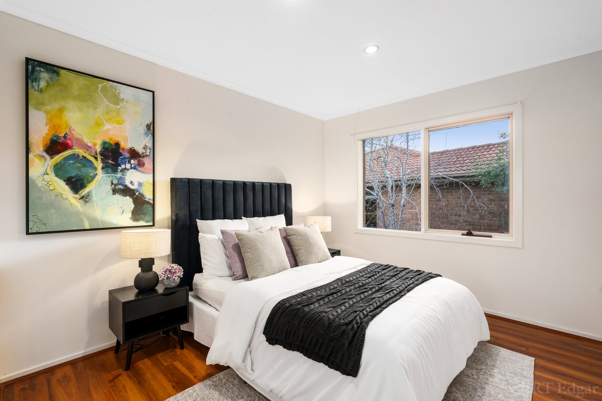 Property Gallery Thumbnail 14