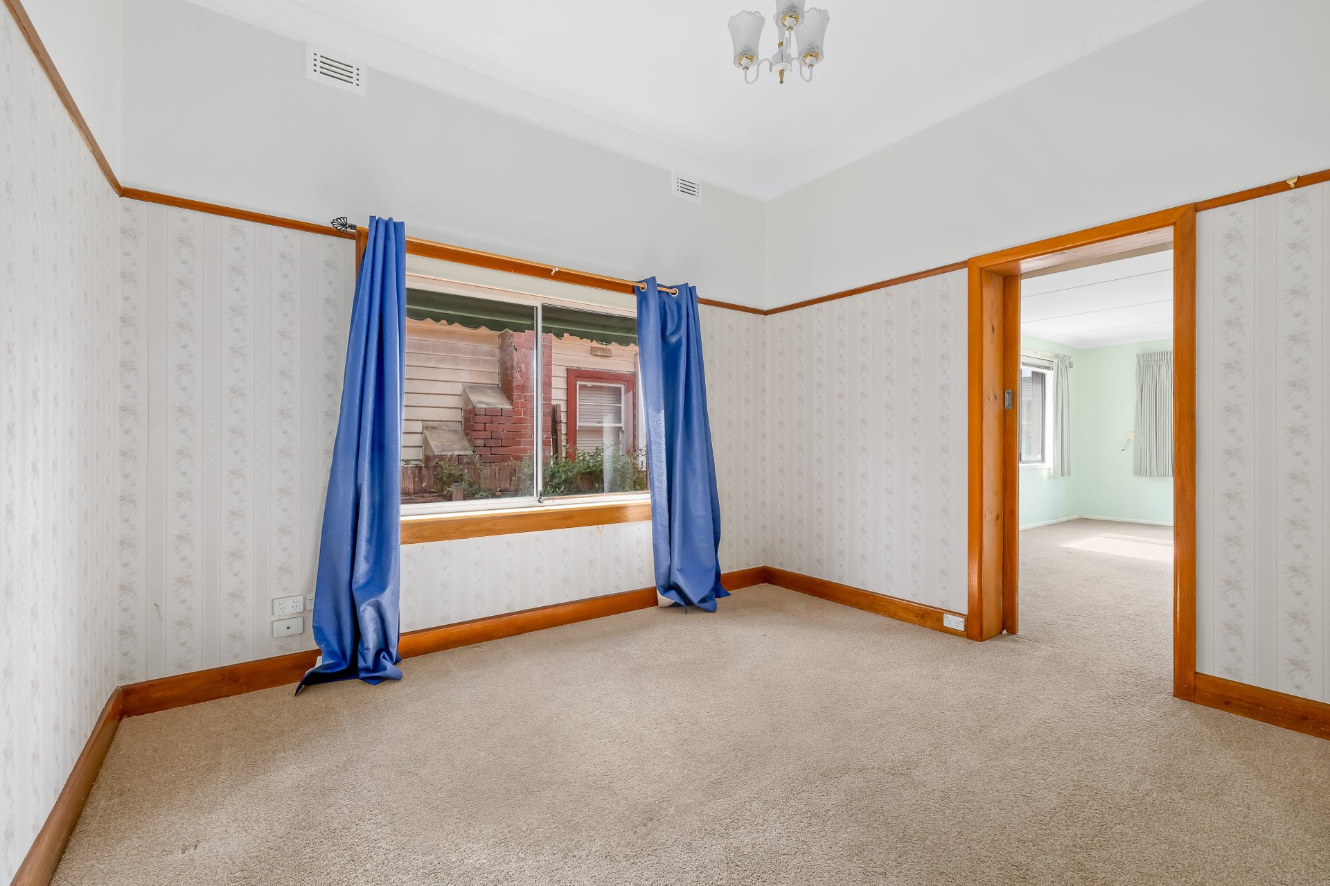 Property Gallery Thumbnail 5