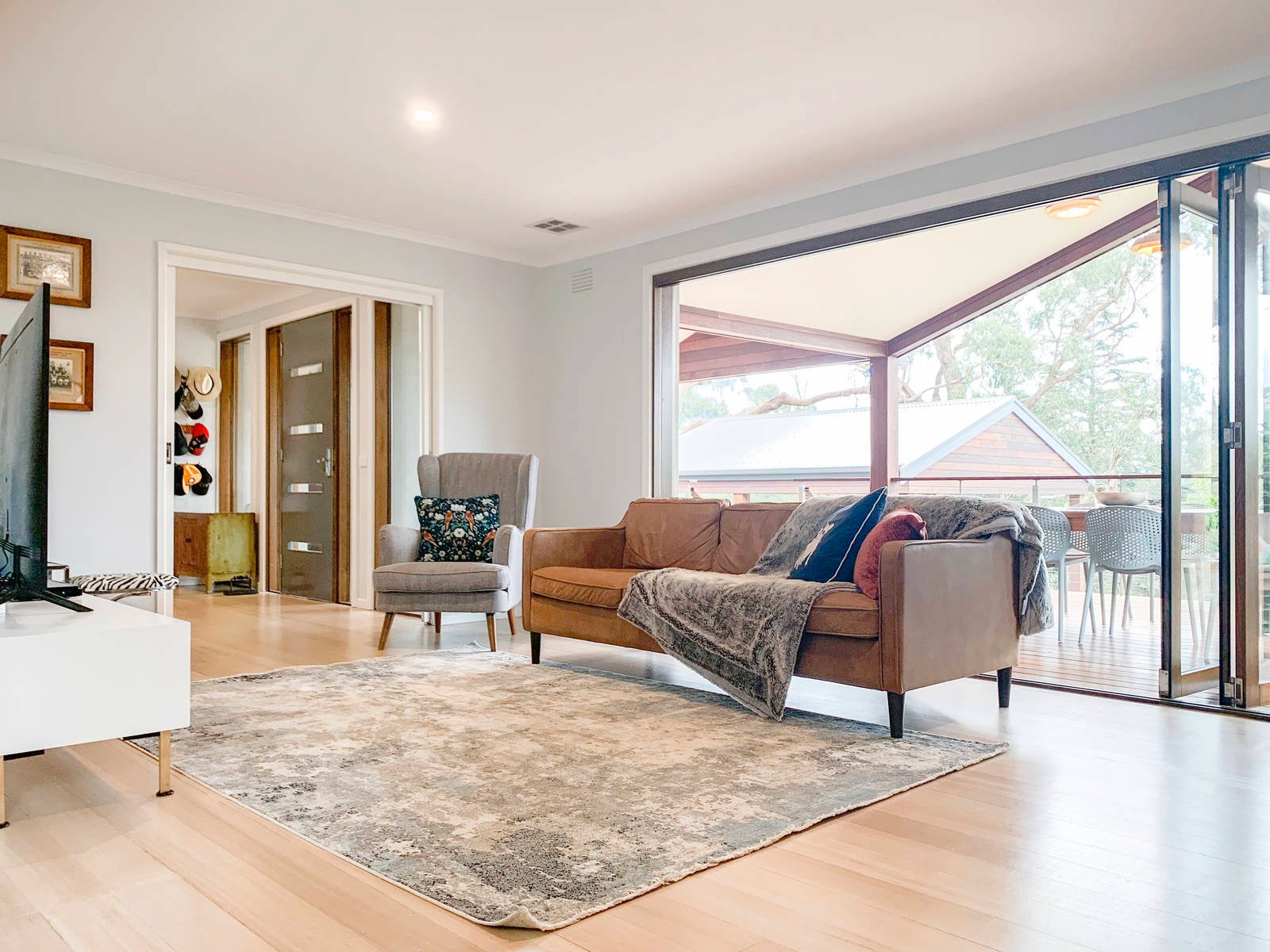 Property Gallery Thumbnail 3
