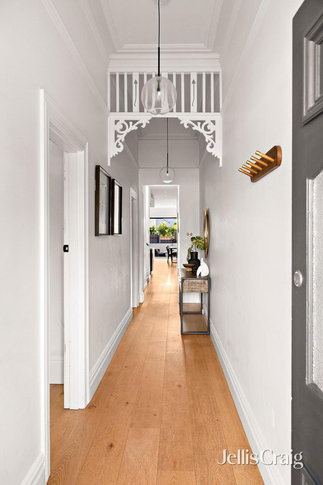 40 The Ridgeway, Kensington image 2