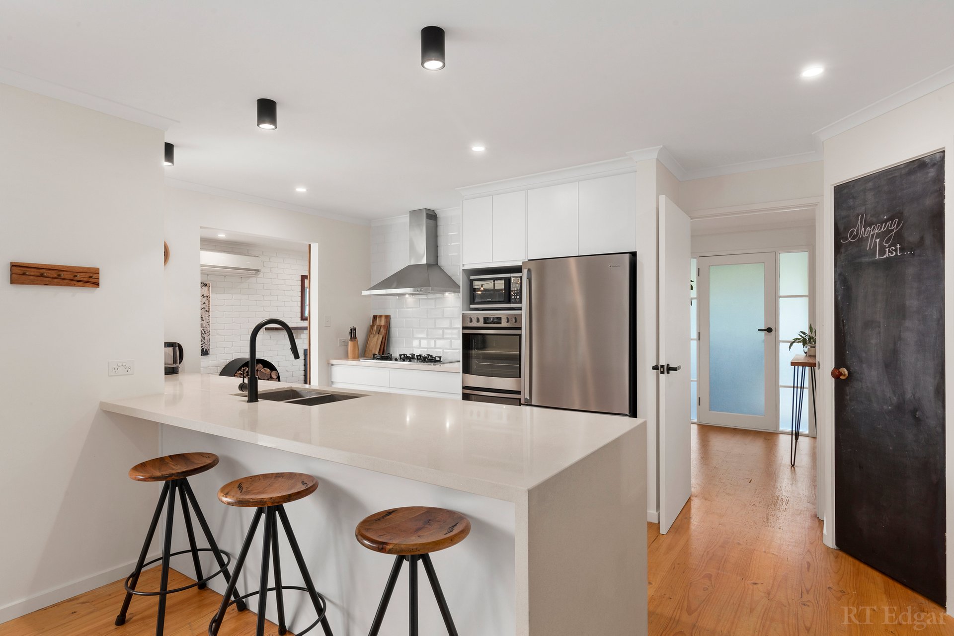 Property Gallery Thumbnail 5