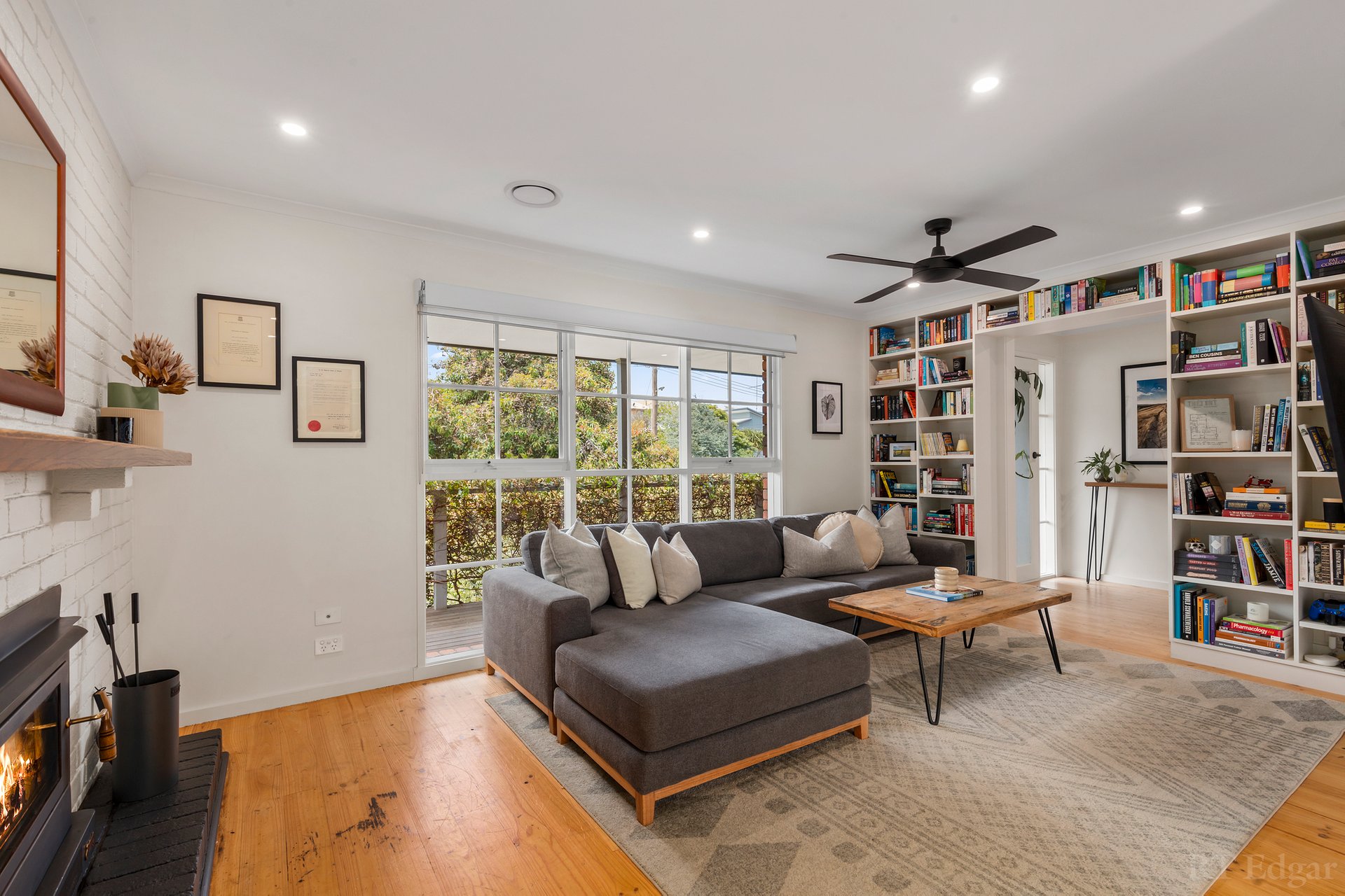 Property Gallery Thumbnail 11