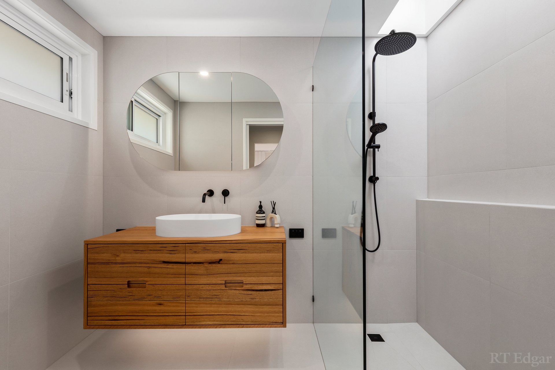 Property Gallery Thumbnail 14