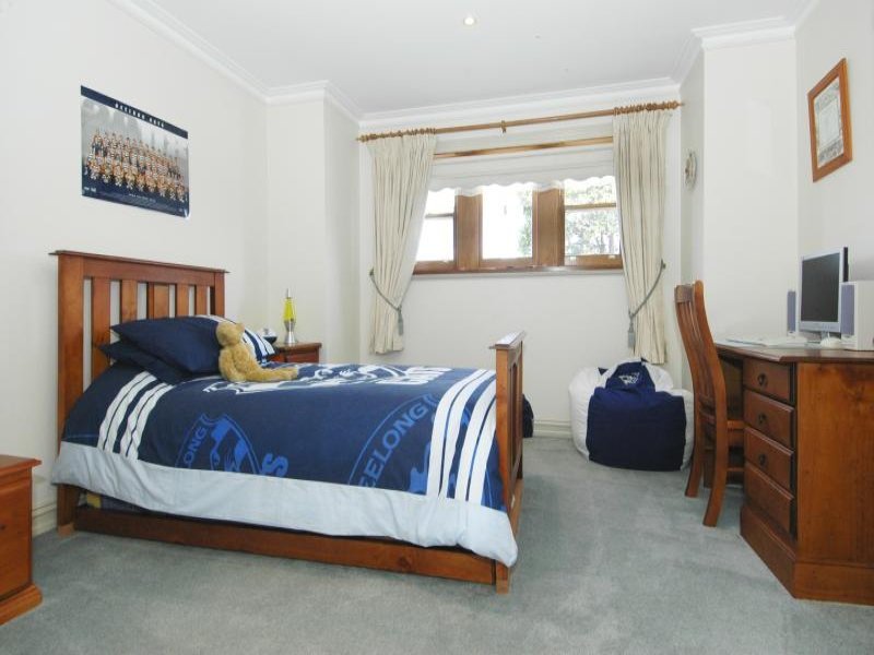 40 Upper Skene Street, Newtown image 13