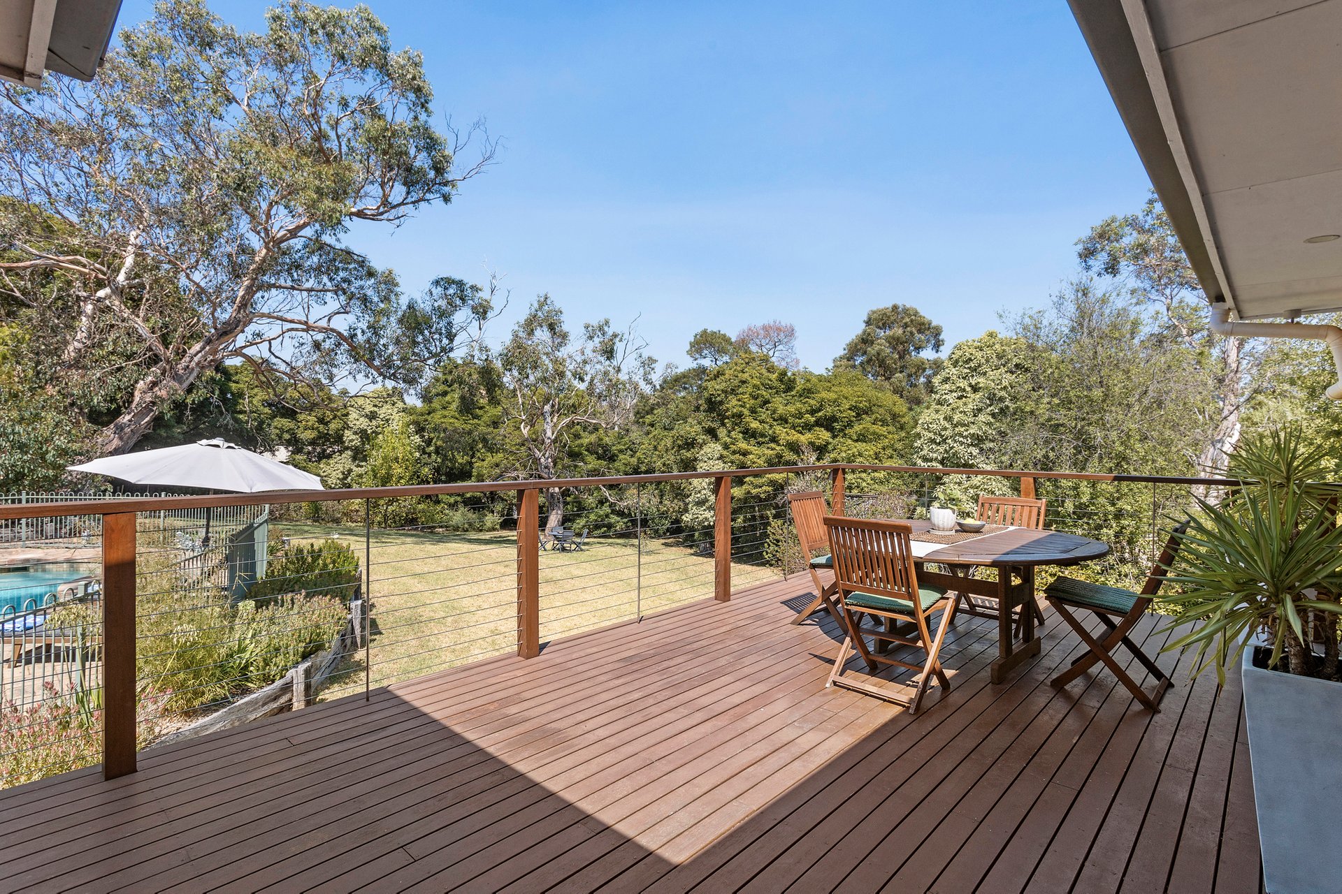 Property Gallery Thumbnail 8