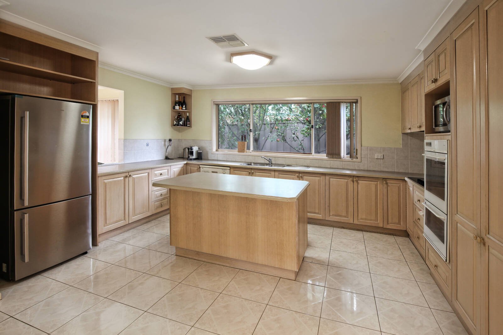 Property Gallery Thumbnail 2
