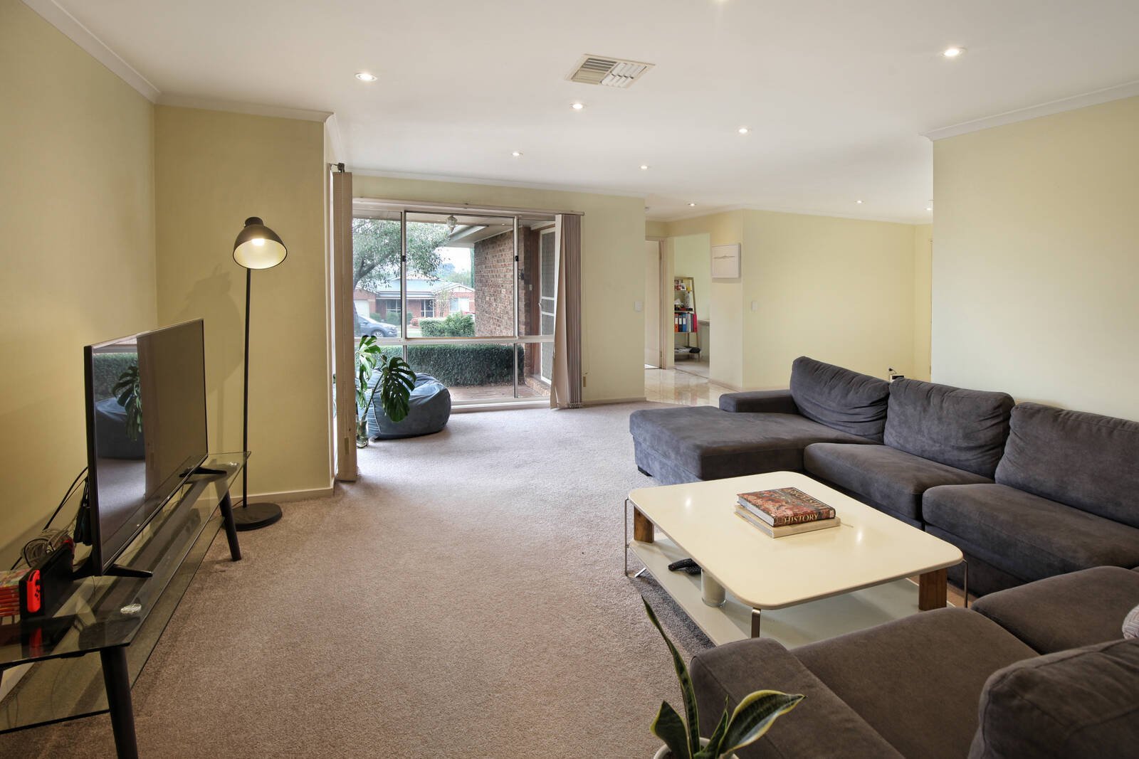Property Gallery Thumbnail 7