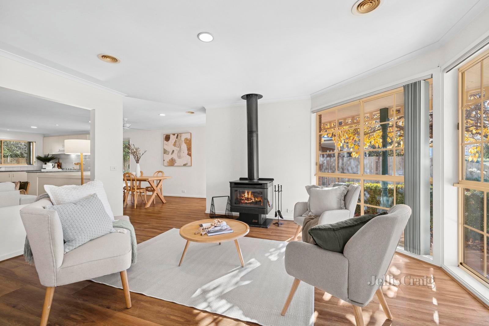 40 Washington Lane, Woodend image 2