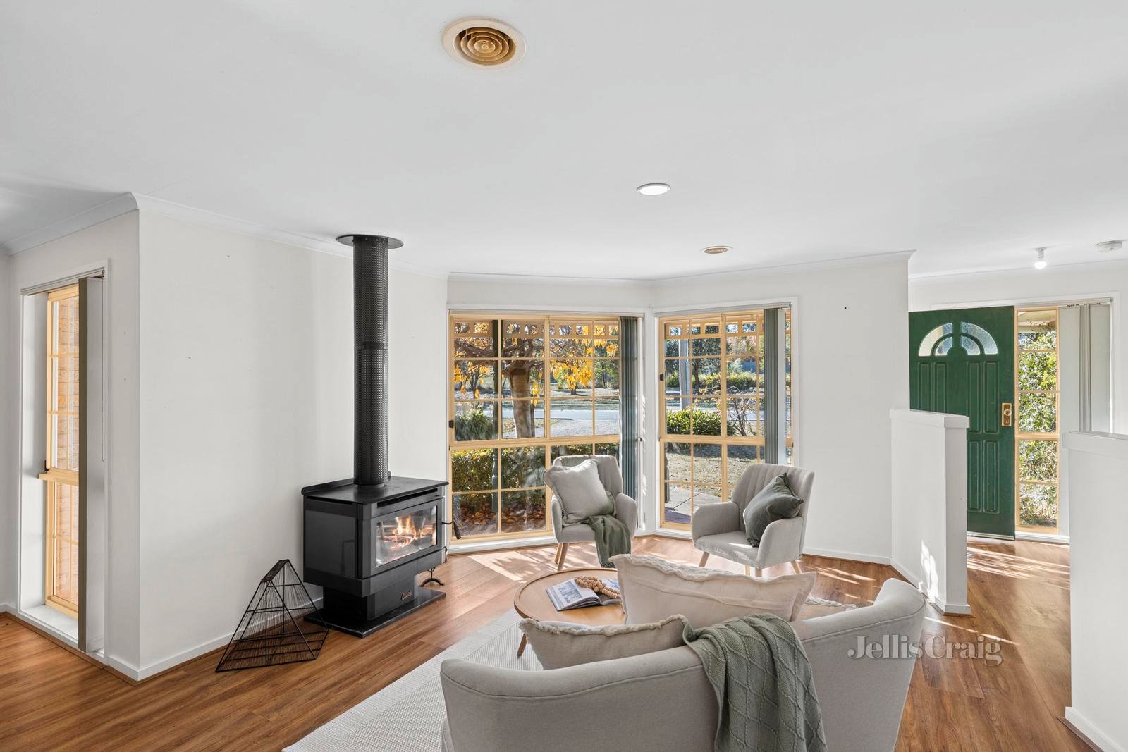 40 Washington Lane, Woodend image 3