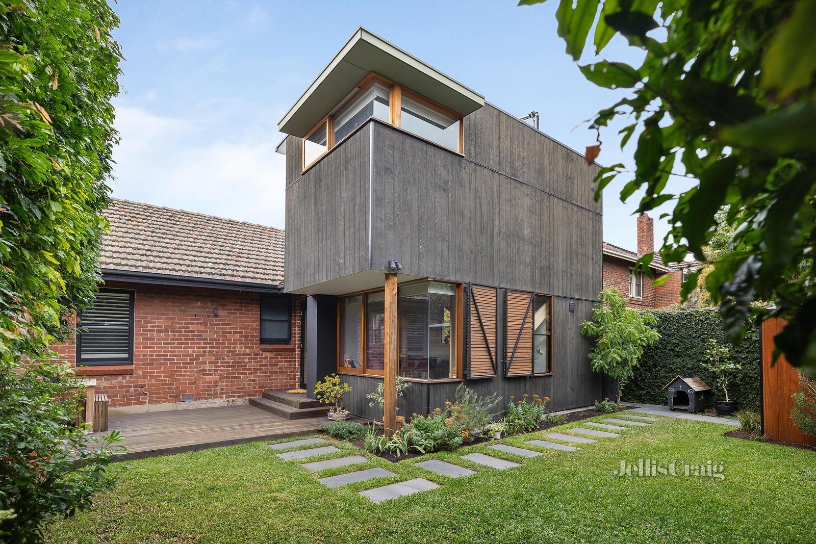 40 Westbank Terrace, Richmond image 2
