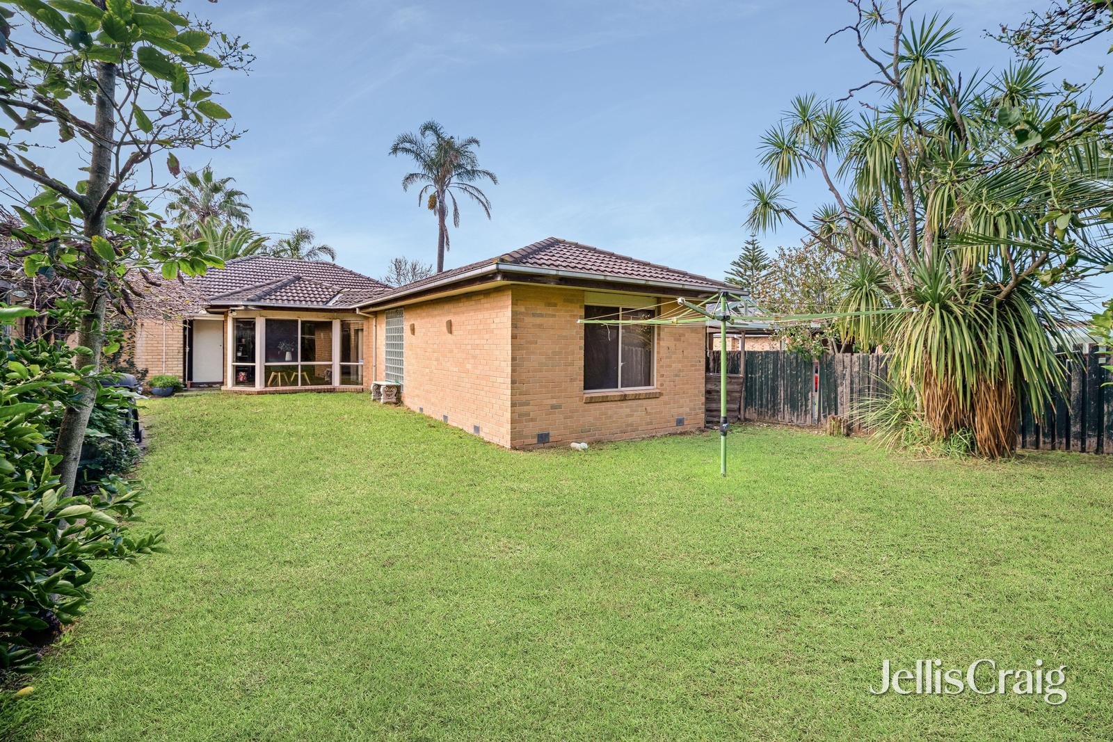 40 Weymar Street, Cheltenham image 11
