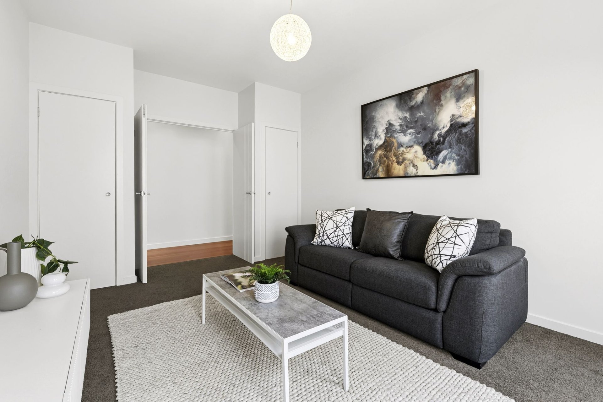 40 Wolseley Grove, Bell Post Hill image 13