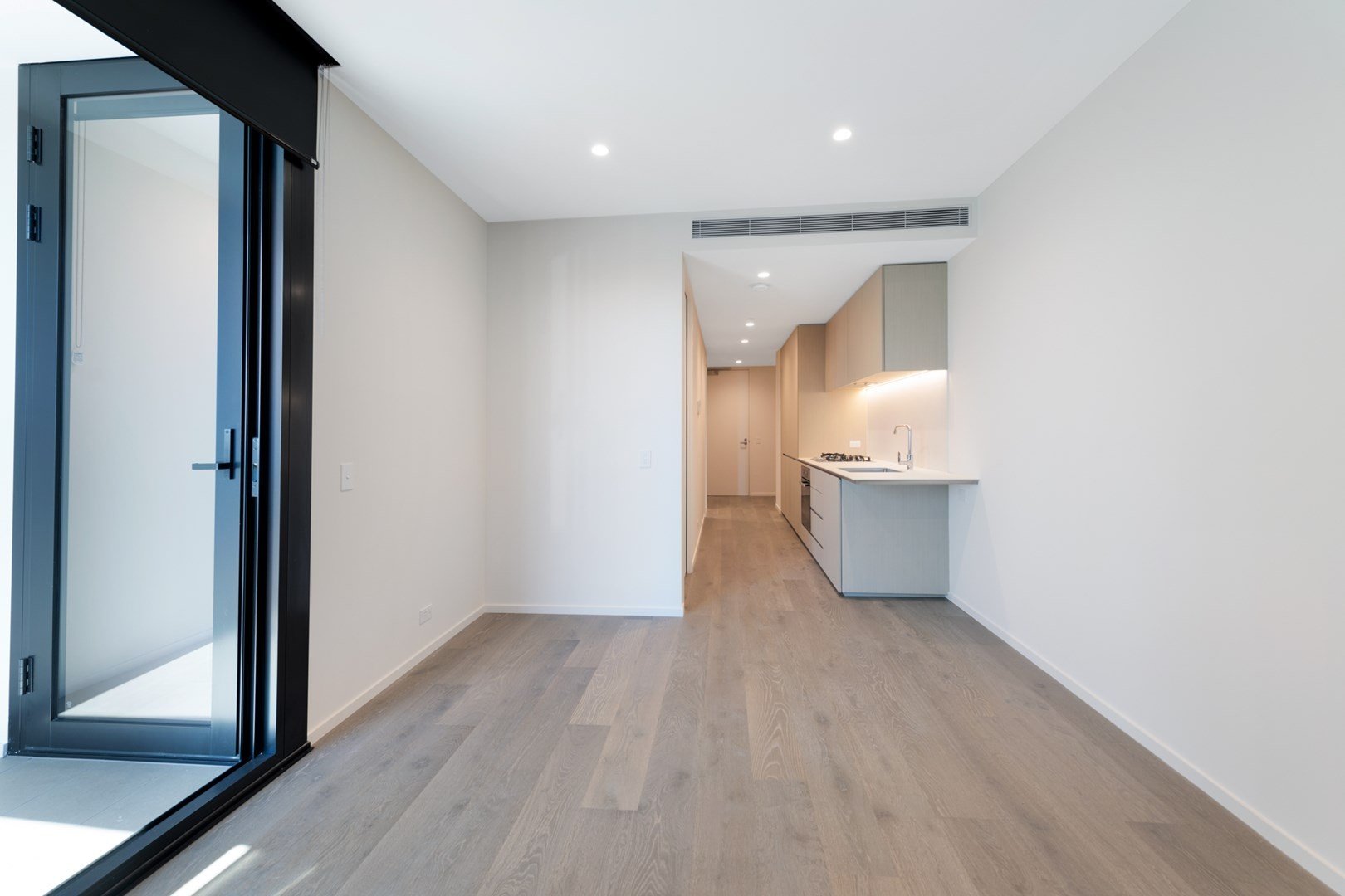4001/70 Southbank Boulevard, Southbank image 9