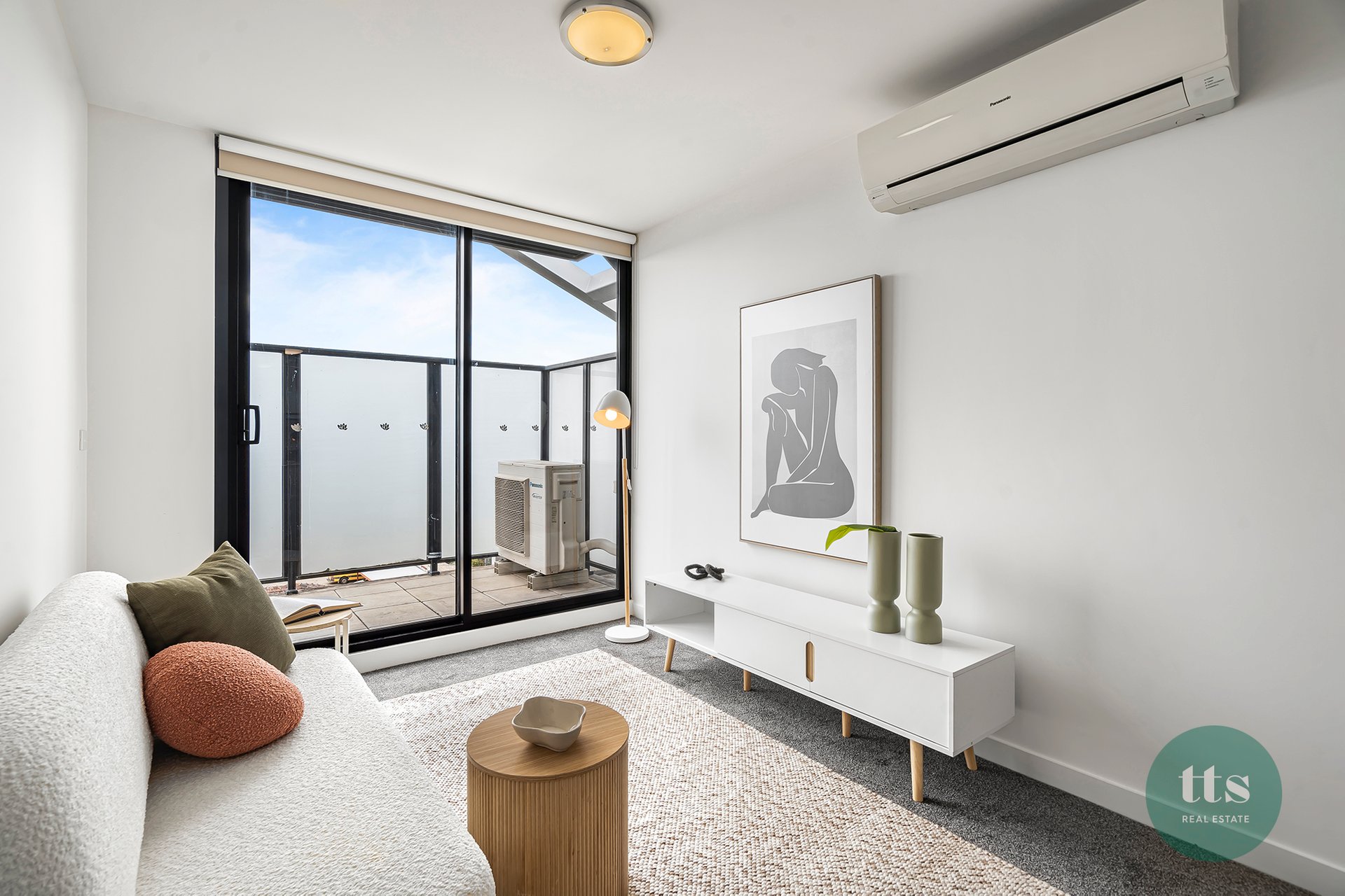 401/105 Pier Street, Altona image 3