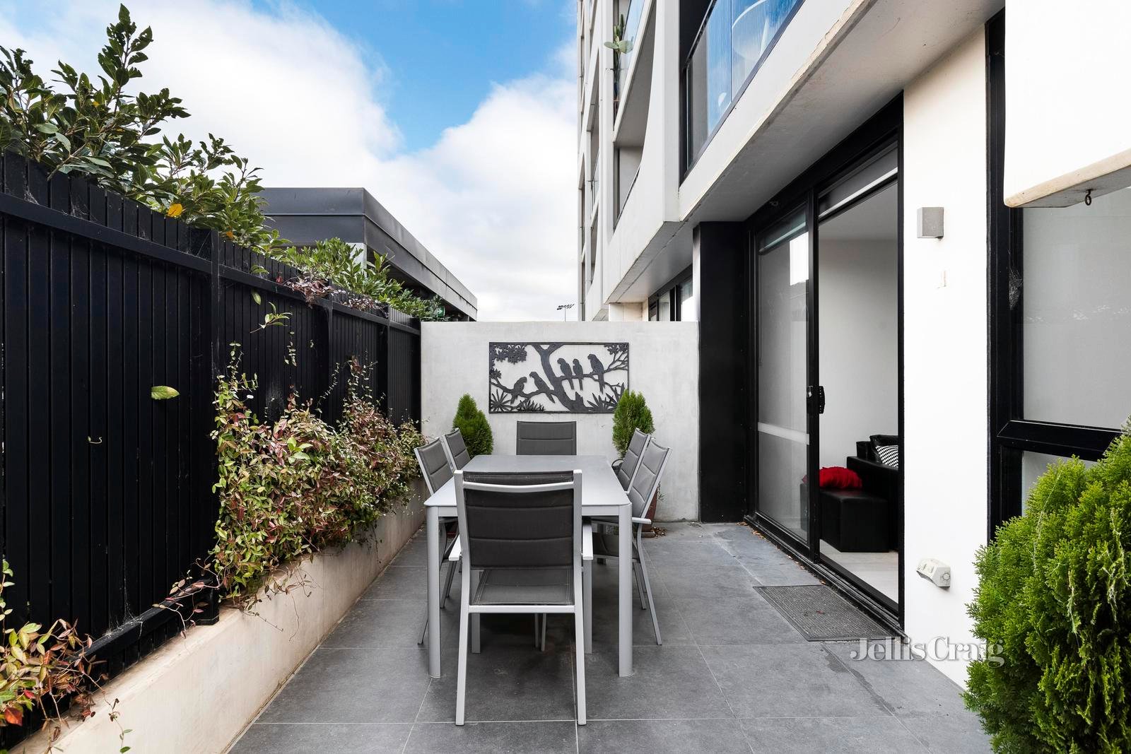 401/108 Haines Street, North Melbourne image 10