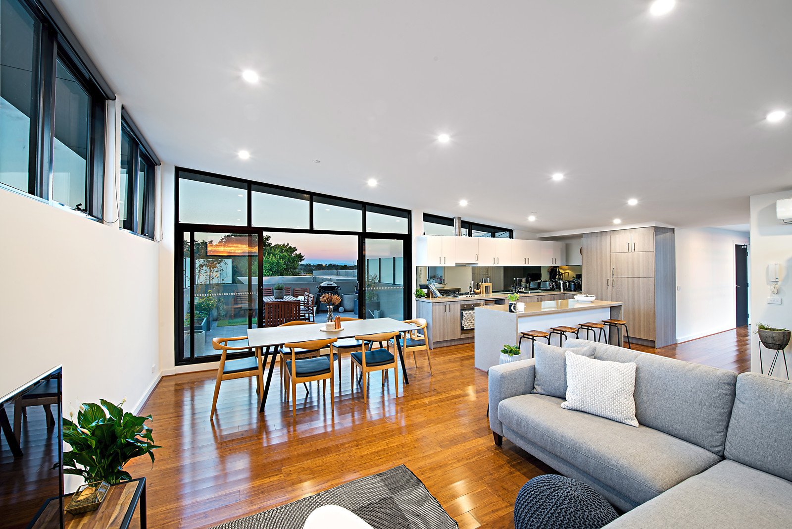 401/1418 Gilbert Road, Preston VIC 3072