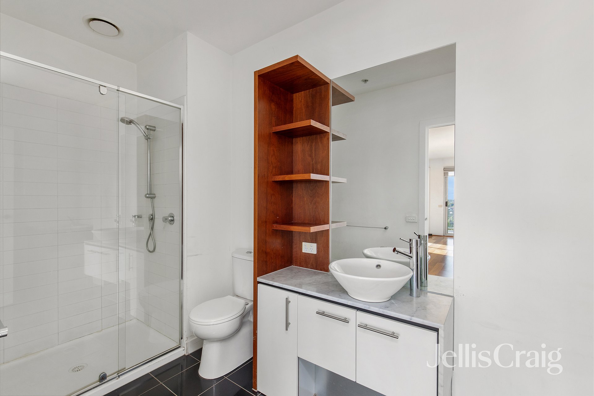 401/19 Pentridge Boulevard, Coburg image 7