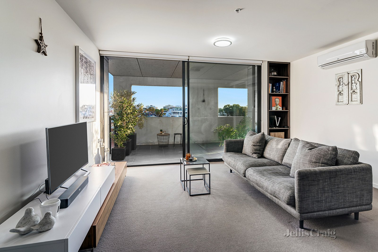 401/1c Michael Street, Brunswick image 1