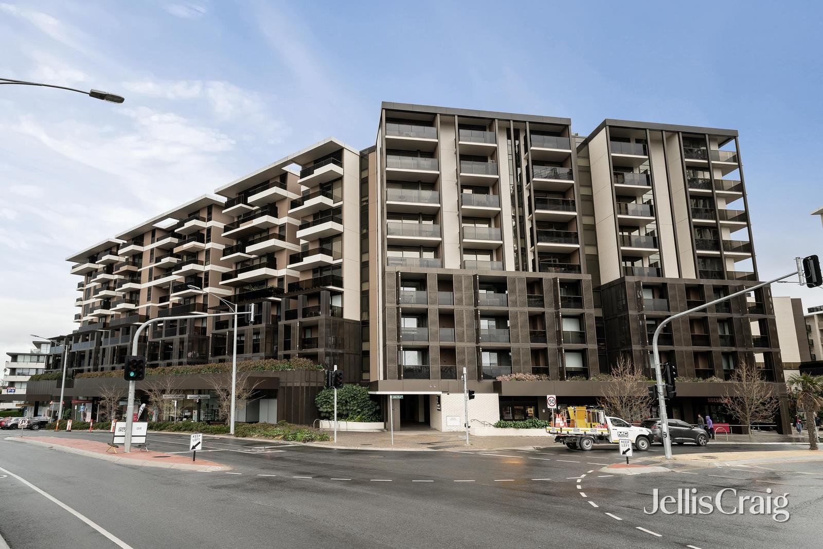 401/2 Caulfield Boulevard, Caulfield North image 1