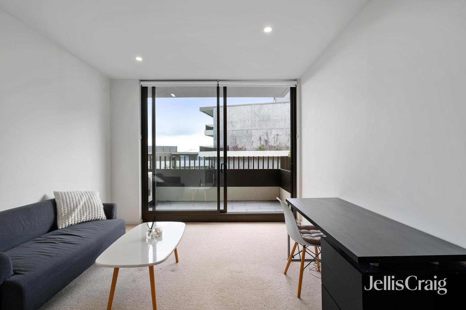 401/2 Caulfield Boulevard, Caulfield North image 2