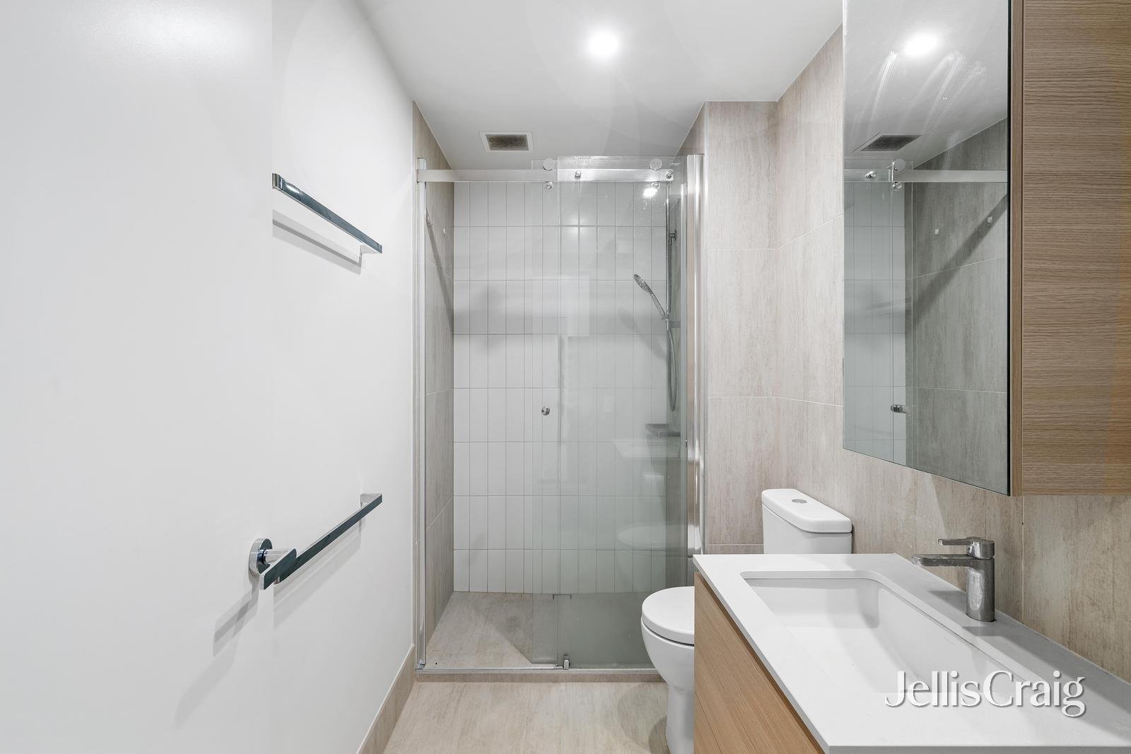401/2 Caulfield Boulevard, Caulfield North image 7