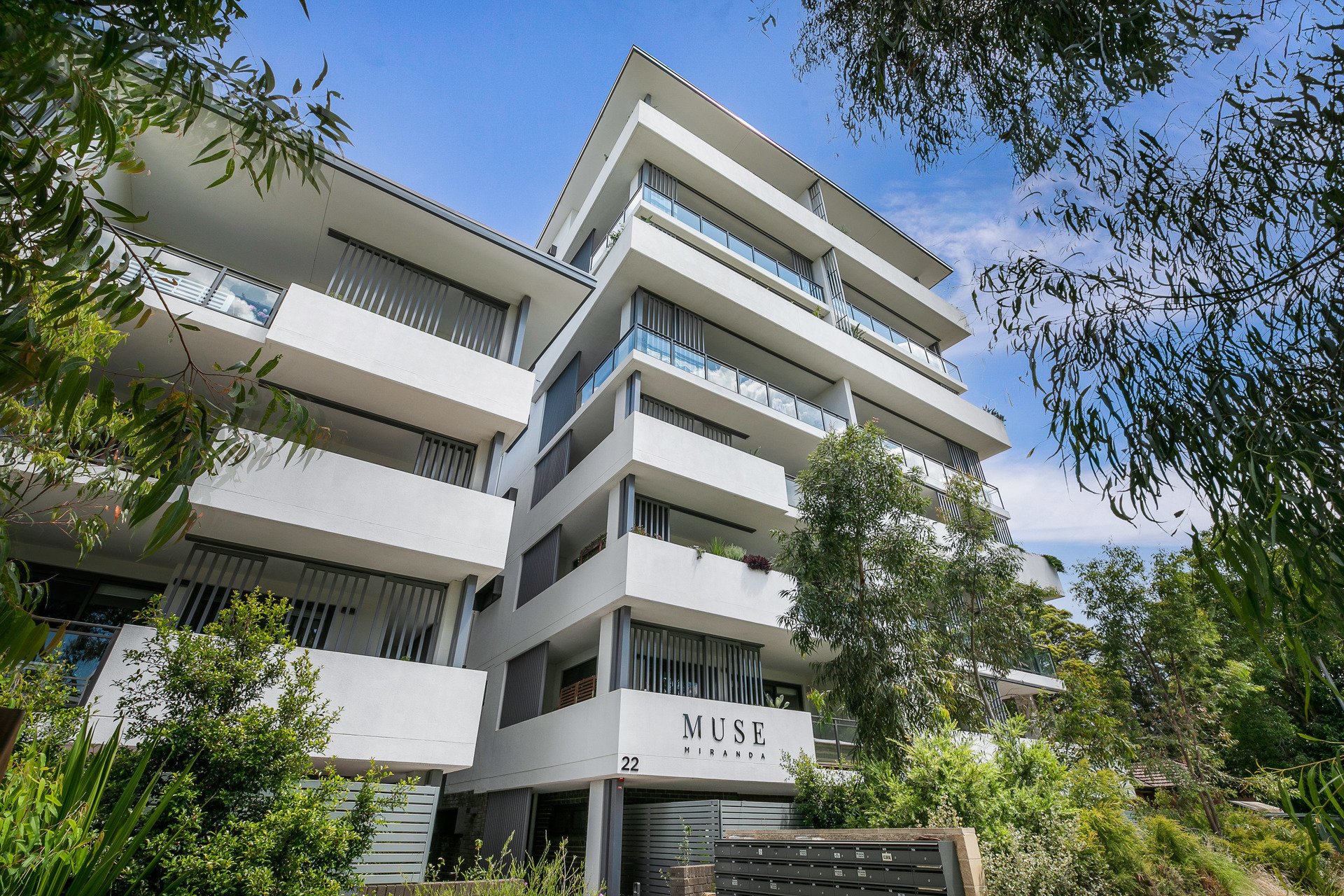 401/22 Pinnacle Street Miranda