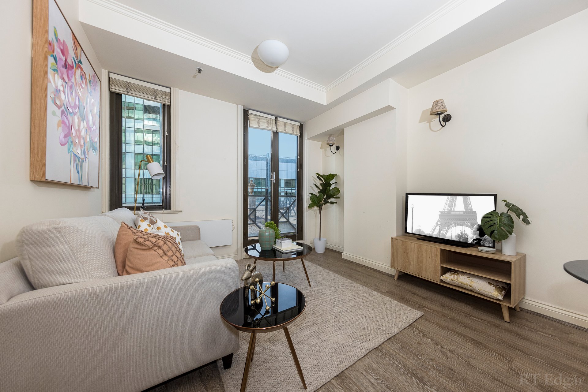 Property Gallery - Main Image