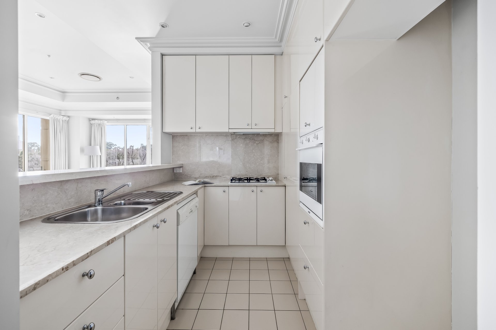 401/400 St Kilda Road, Melbourne image 4