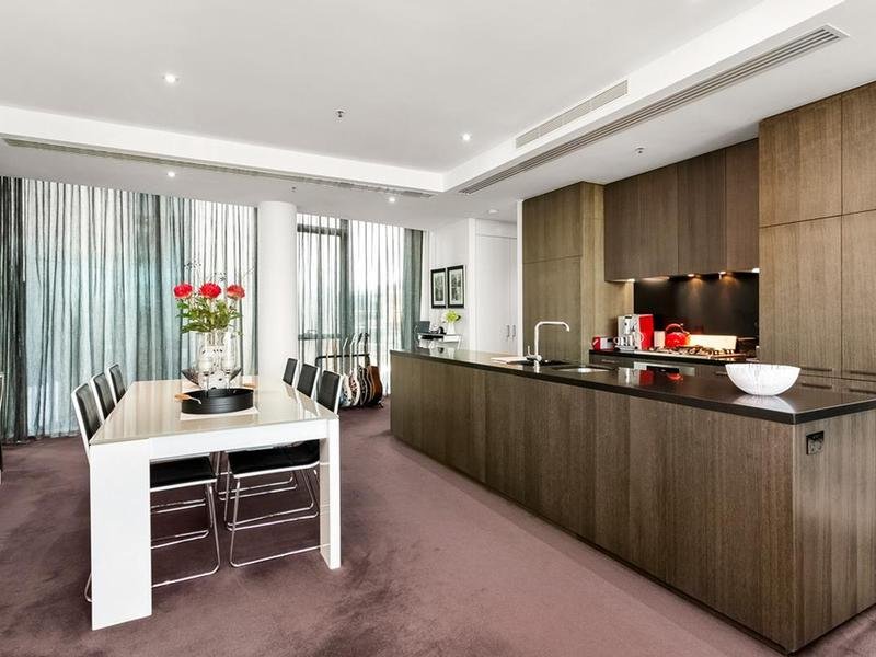 401/480 Riversdale Road, Hawthorn East image 4