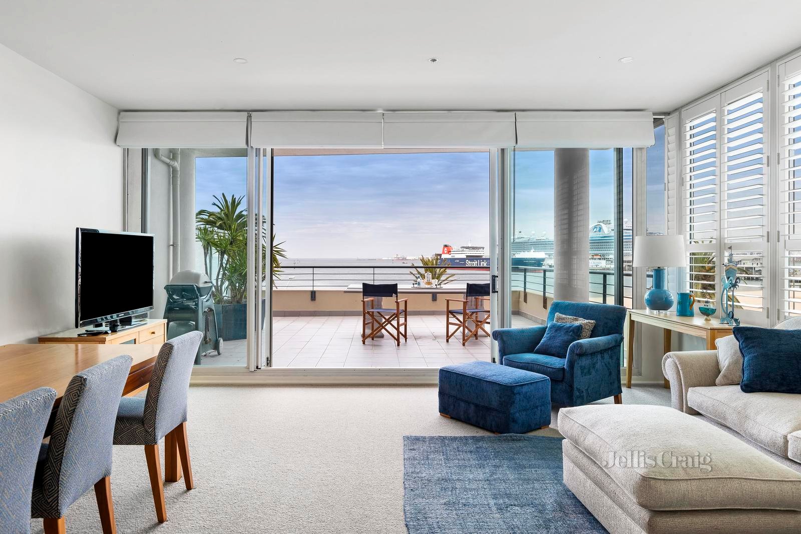 401/62 Beach Street, Port Melbourne image 3